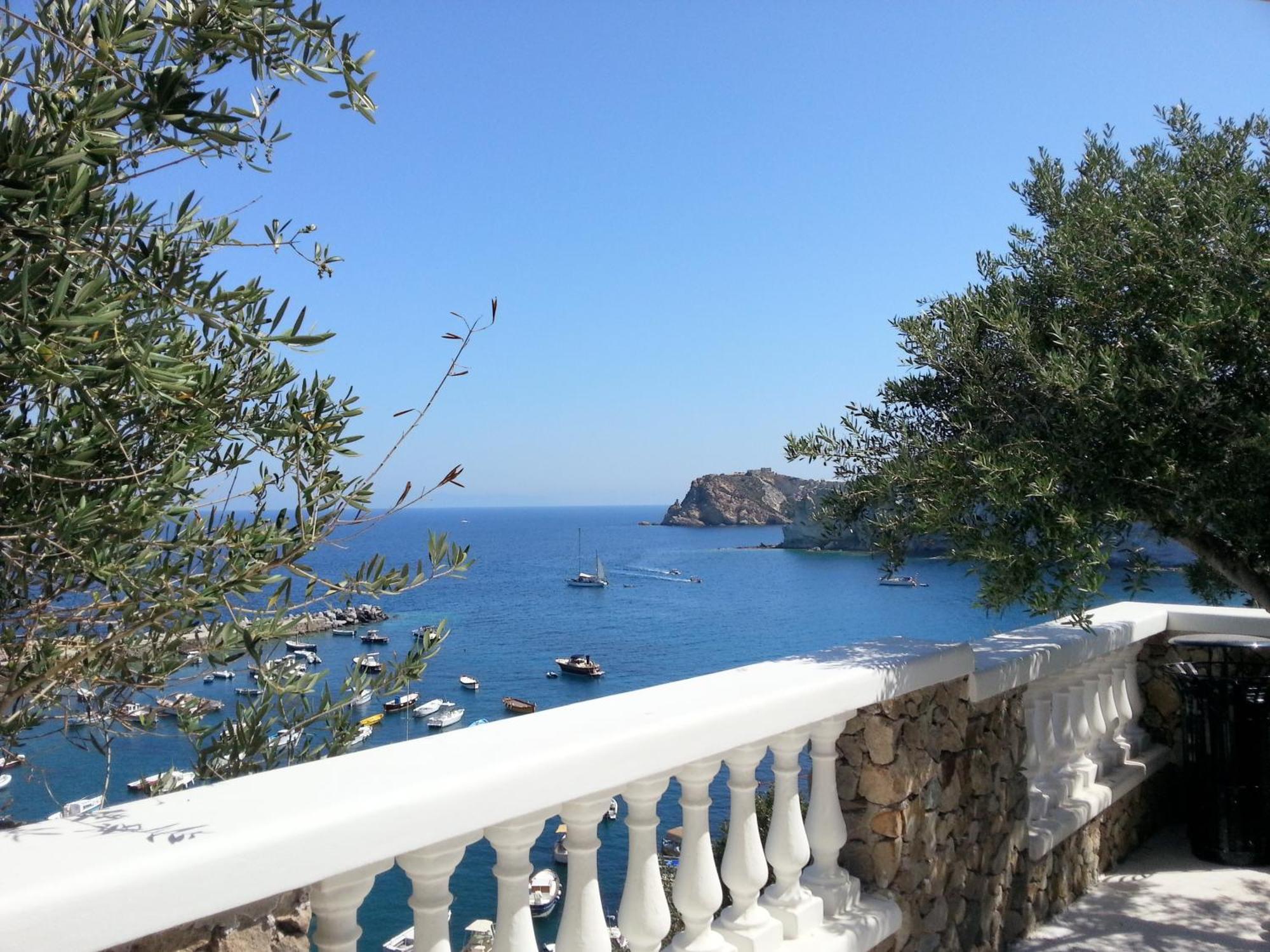 Hotel Villaggio Dei Pescatori Ponza Exterior foto
