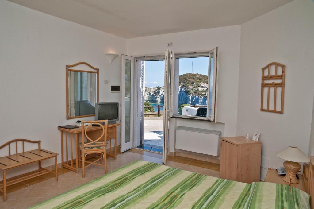 Hotel Villaggio Dei Pescatori Ponza Exterior foto