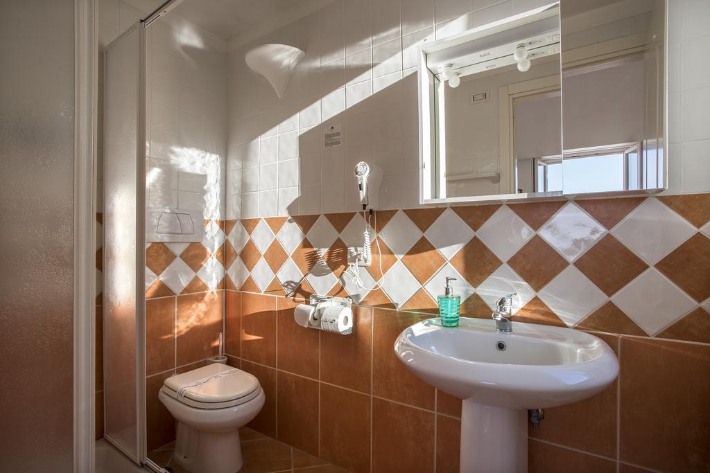 Hotel Villaggio Dei Pescatori Ponza Exterior foto