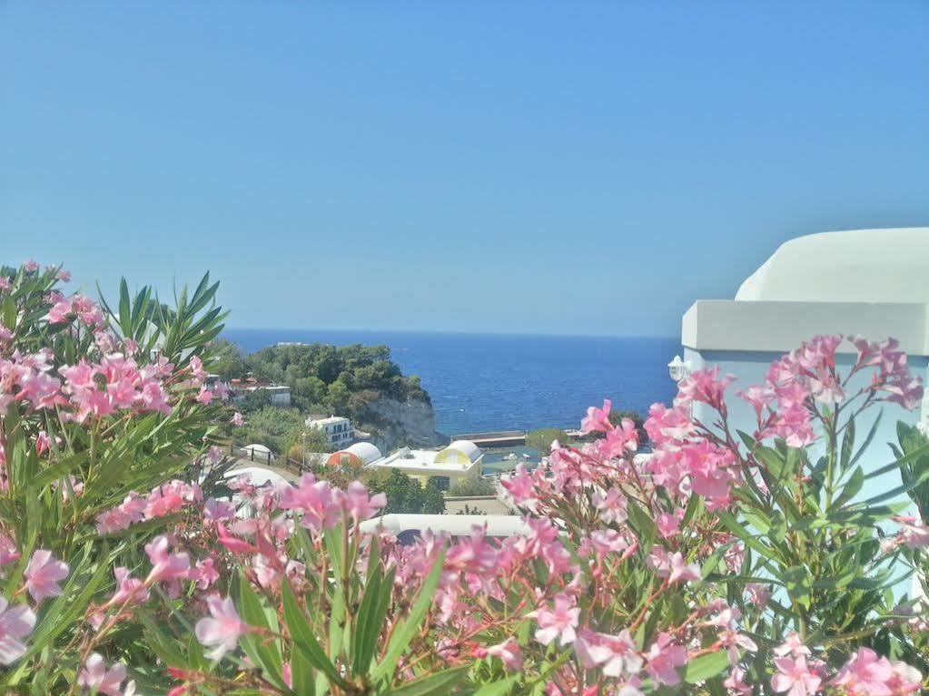 Hotel Villaggio Dei Pescatori Ponza Exterior foto